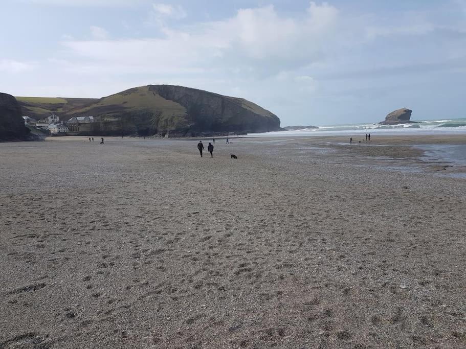 Apartment Rural Retreat, Location, Close To Beaches Camborne